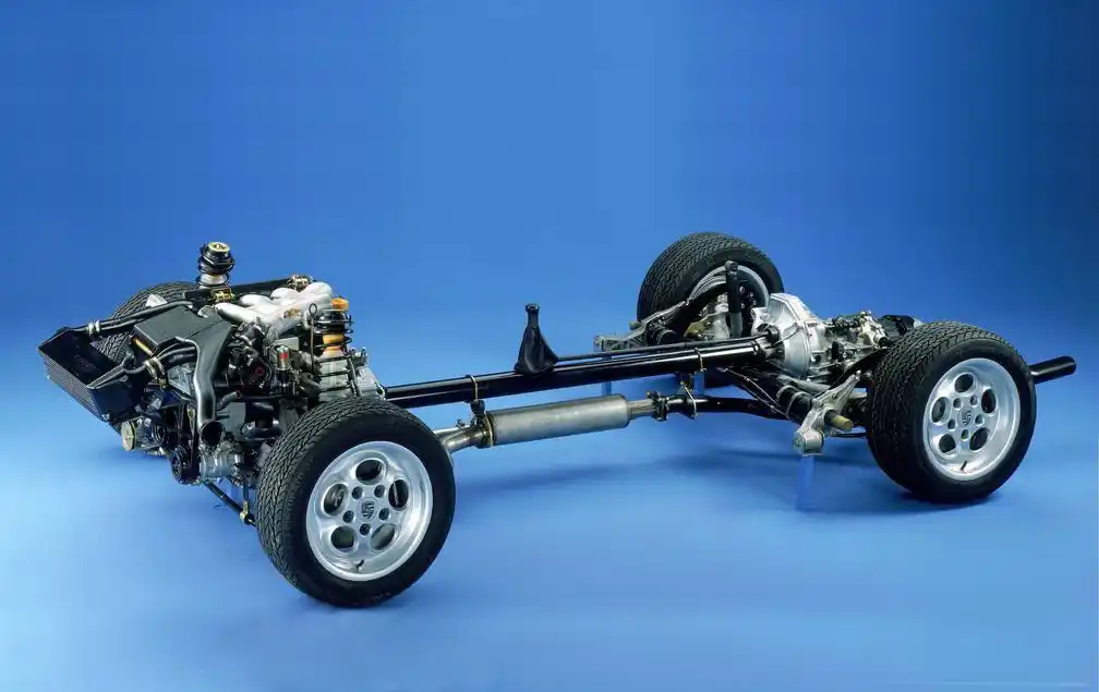 Porsche 944 Turbo running gear